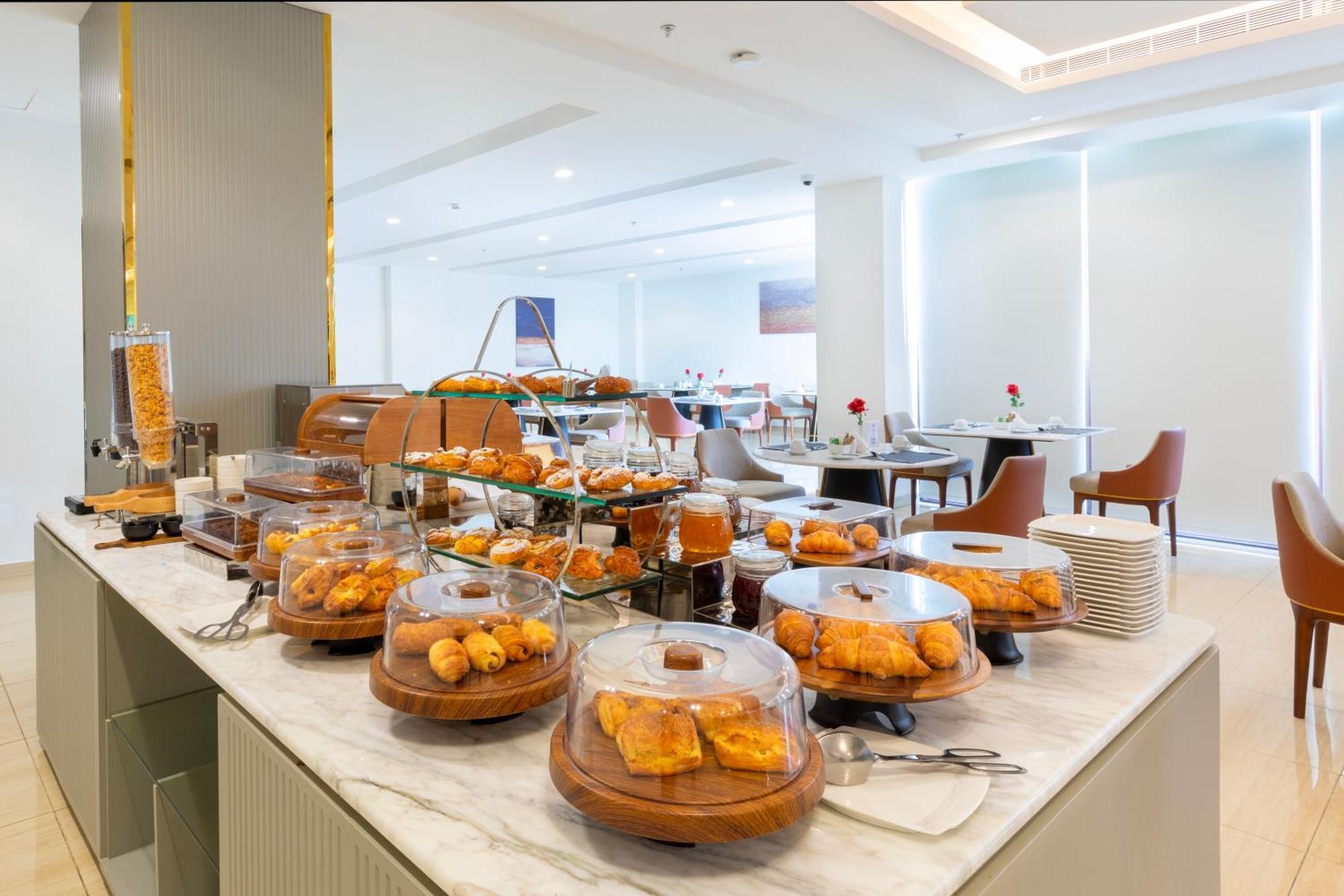 Erfad Hotel - Riaad Buitenkant foto